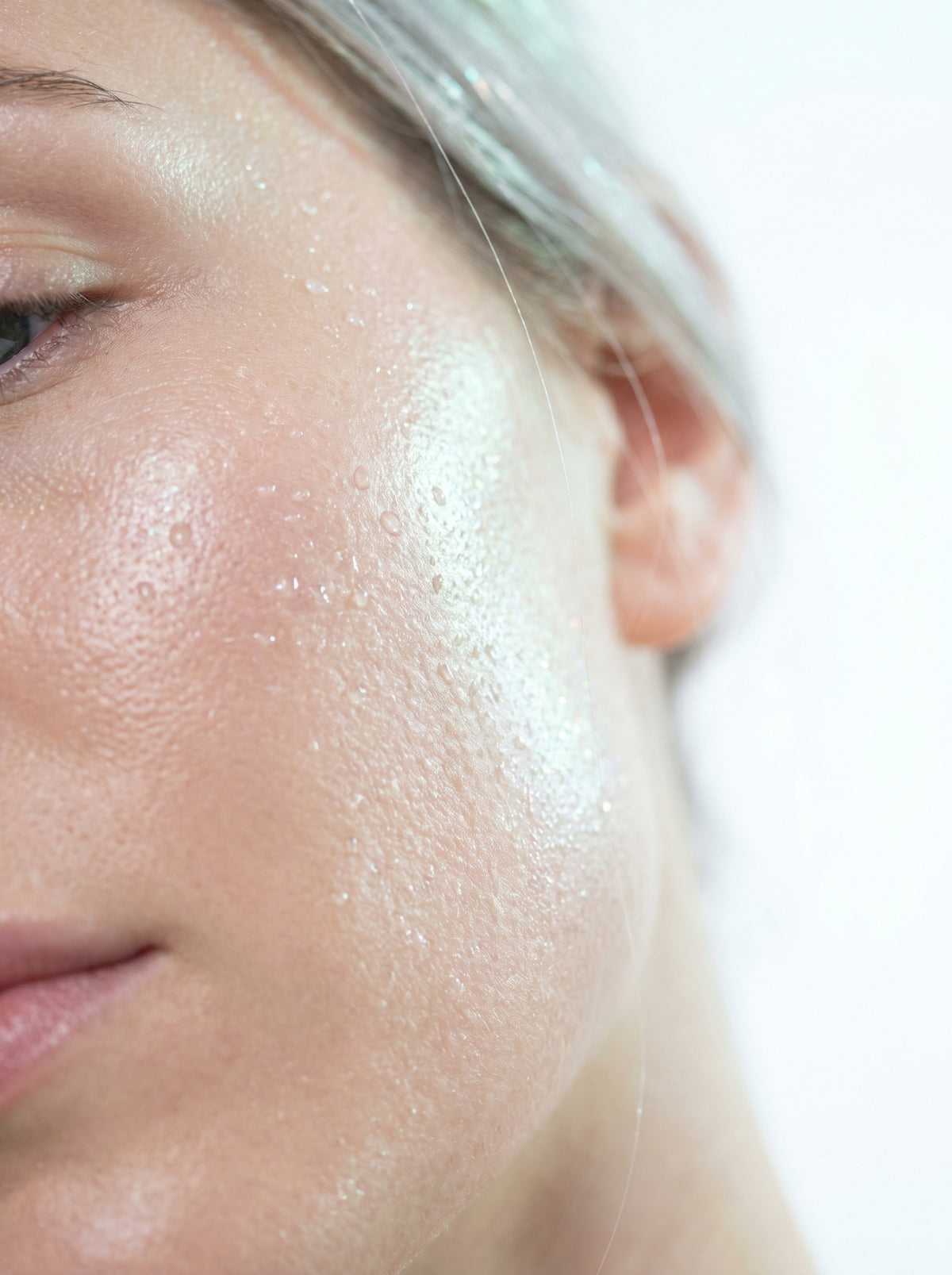 Microdermabrasion with Oxygen Infusion + Dermaplaning